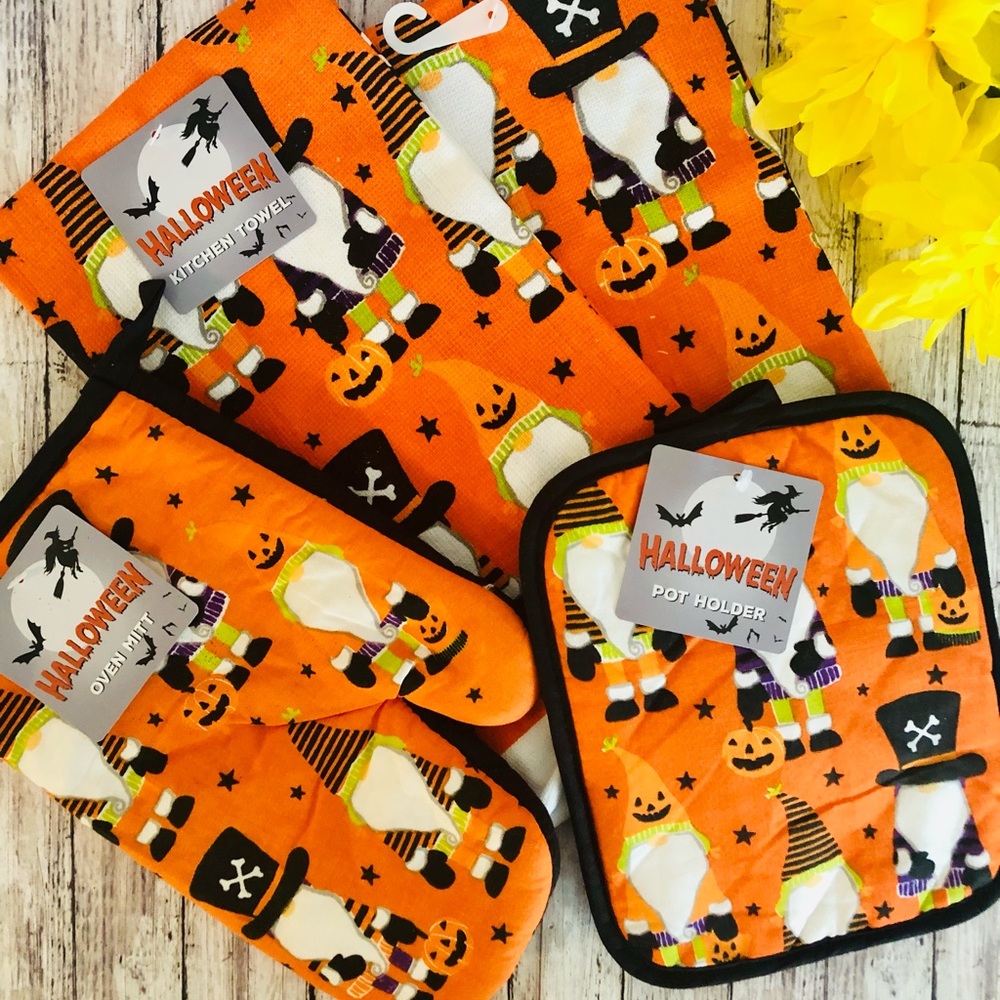 Gnome Halloween Essential 4PC Kitchen Set